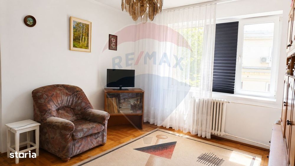 3 camere | 61 mp | Vizavi de Gara de Nord | Etaj 4 | Vedere liberă