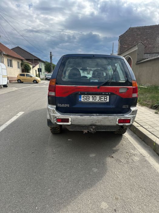 Vând Mitsubishi Pajero 2.5