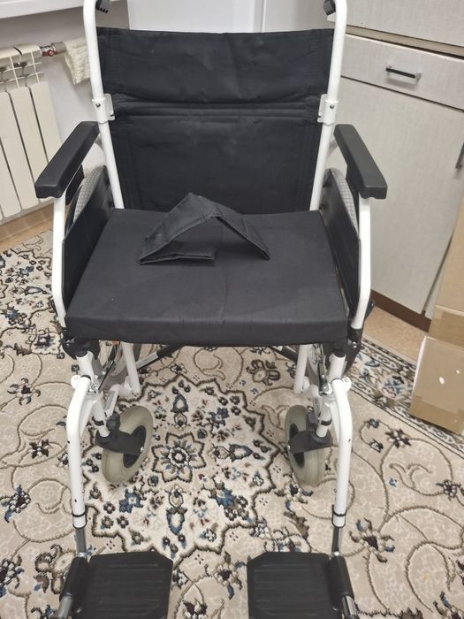 Кресло новый для инвалидов