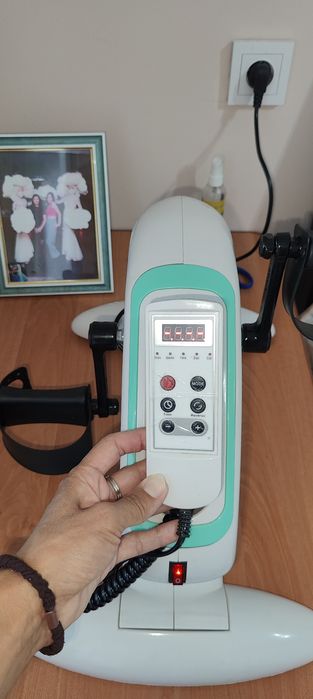 Велотренажёр для рук и ног абсолютно новый