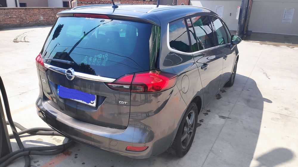 Opel Zafira 2013  2.0CDTI