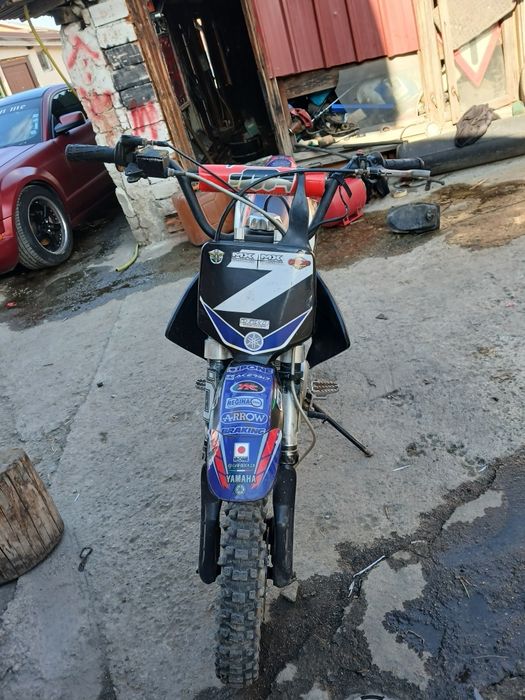Продавам кросов мотор 125 кубика