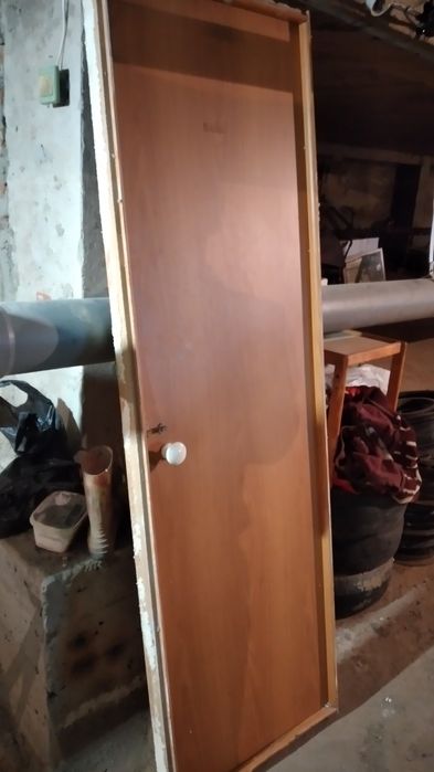 Продам двери в хорошем состоянии!