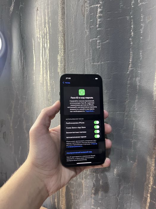 Айфон iPhone 13 в идеальном состоянии !