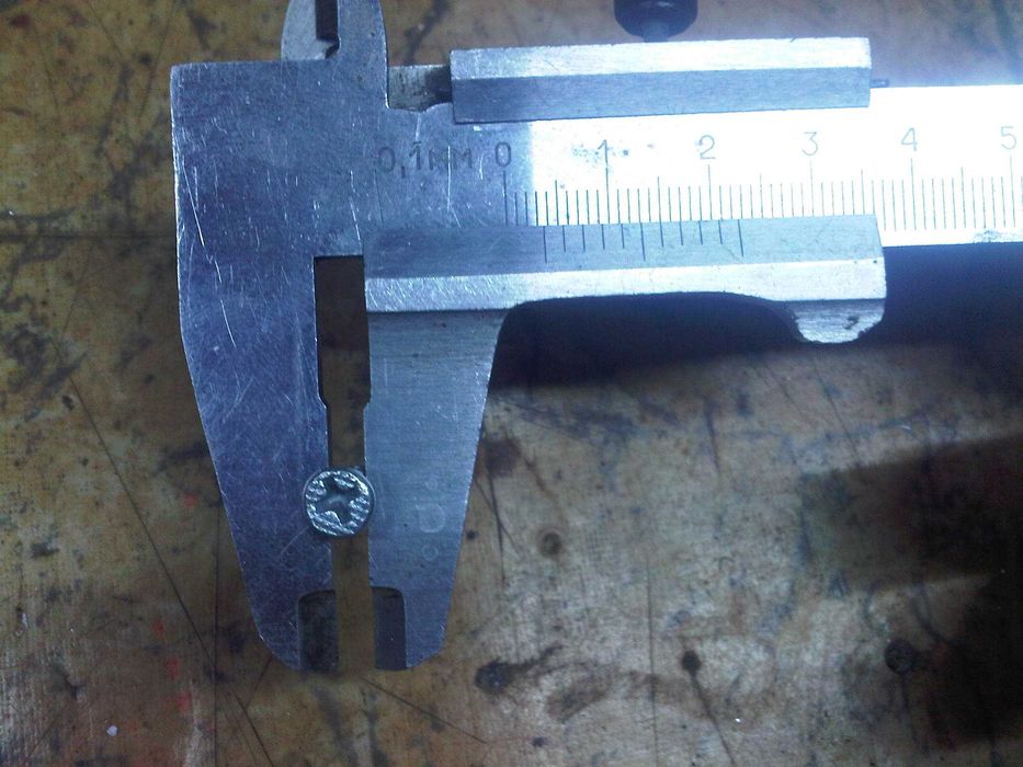 Продам шурупы по дереву