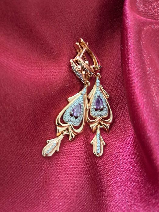 Серьги  фирмы хипинг продам