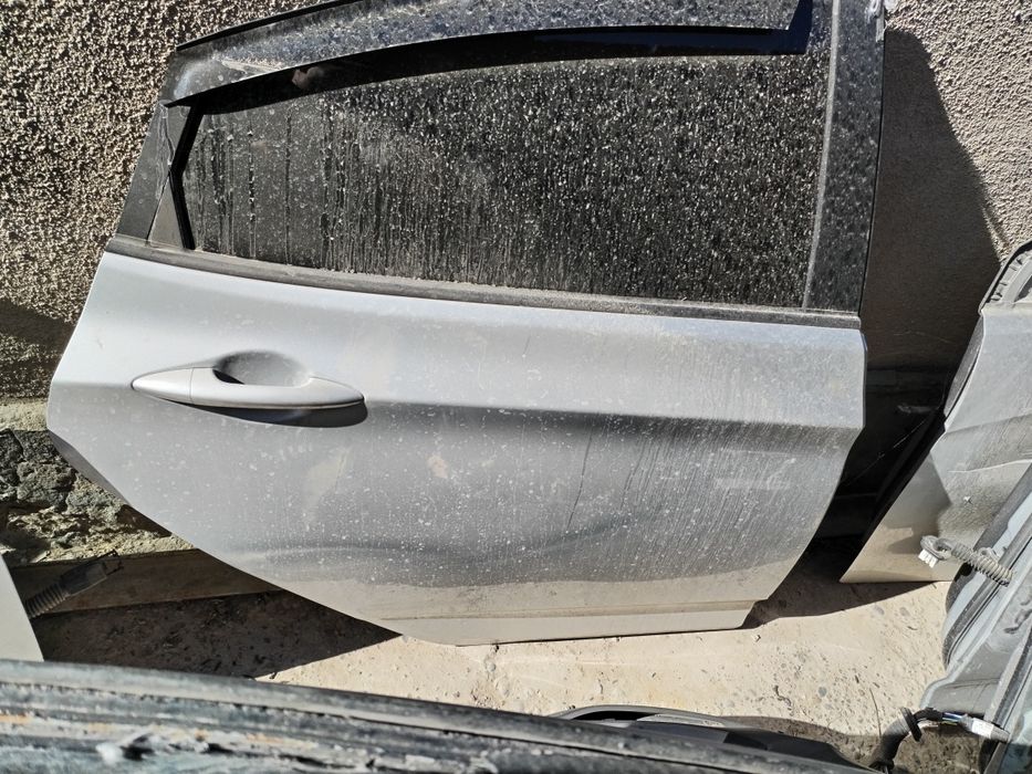 Хундай акцент есік