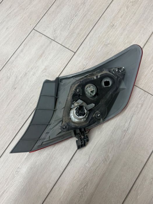 Задний стоп на Toyota 50
