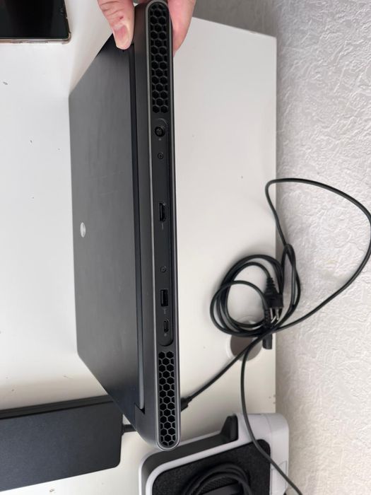 Продам ноутбук Alienware m15 R5