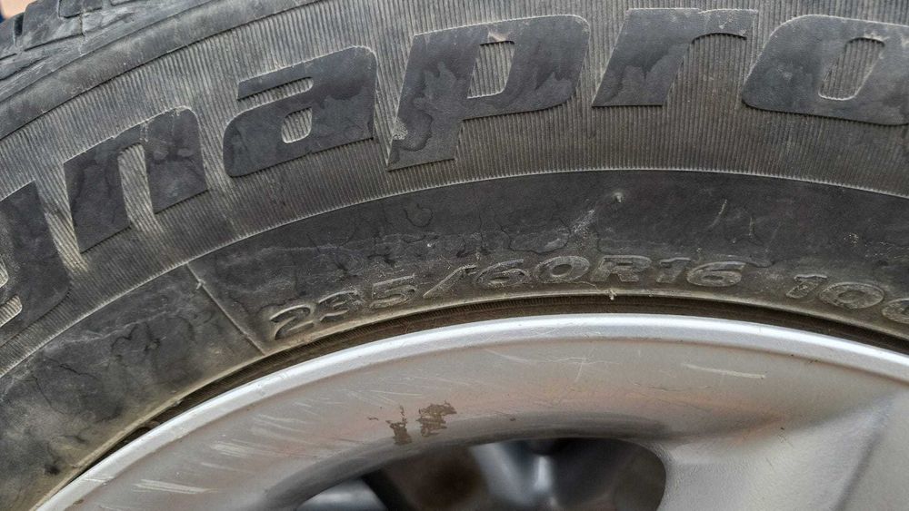 Jante Aliaj 16'' Originale + anvelope / cauciucuri - Toyota Rav 4