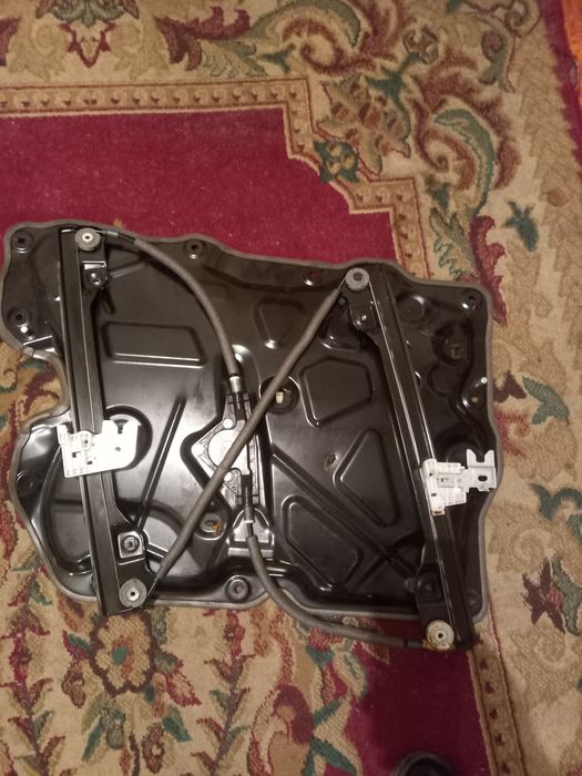 Продам механизм стеклоподъемника Нисан Теана.