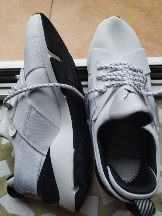 Vând adidași Puma originali