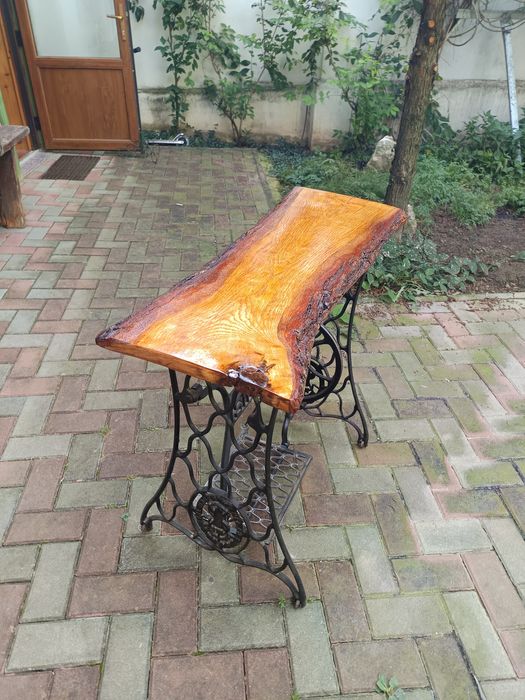 Masa , suport lavoar baie , Comoda  , cadru mașină de cusut