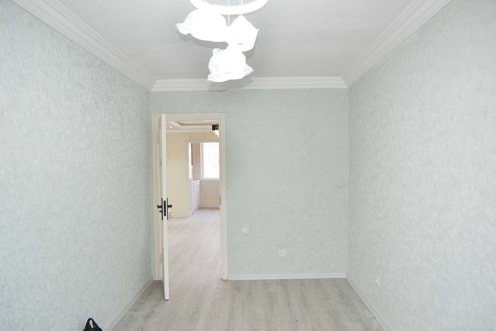 Продается 3-х комнатная квартира кирпичном доме Гагарина ор.пр.Навоий