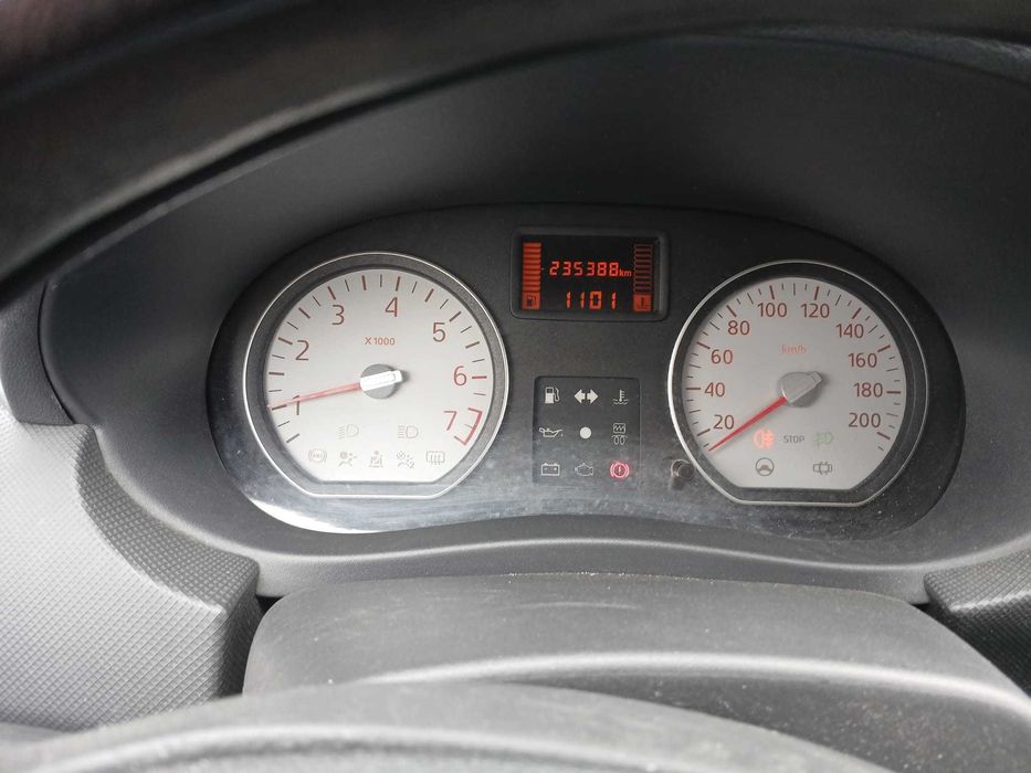 Dacia Sandero ediția limitată Kiss FM / 2009