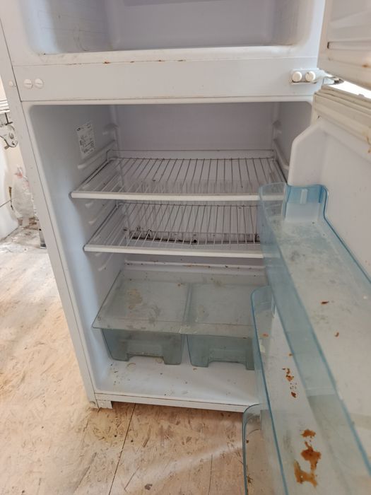 Холодильник бирюса