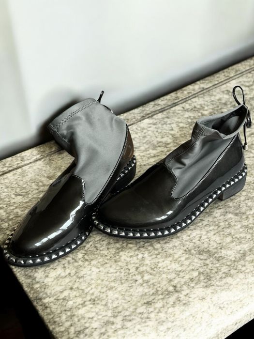 НОВИ дамски боти размер 40