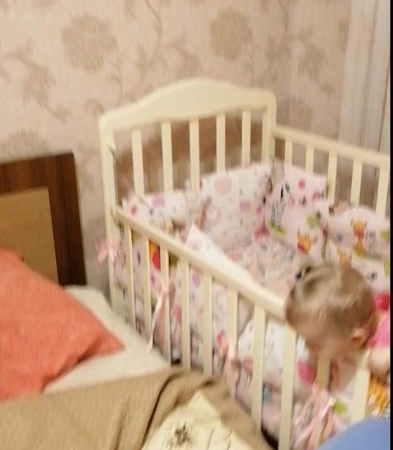 Кроватка детская