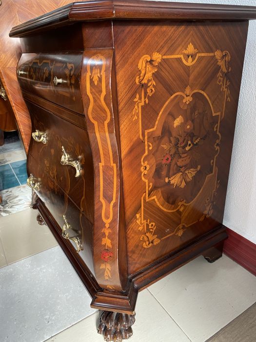 Comoda Lemn Masiv Intarsii Bronz Gheare Leu Vintage