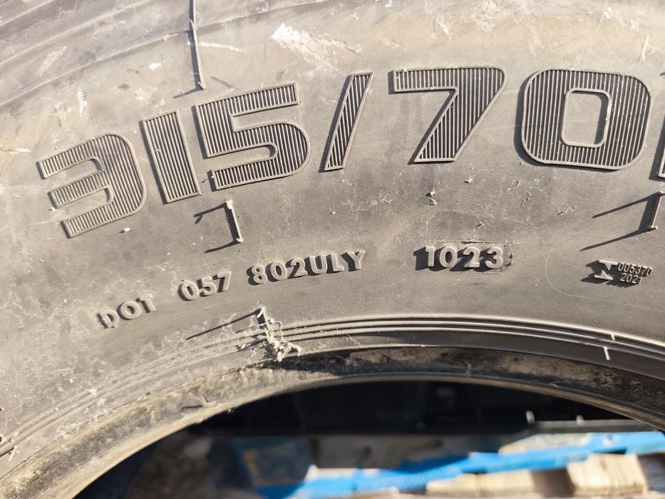 Гуми 315/70/22.5 blacklion