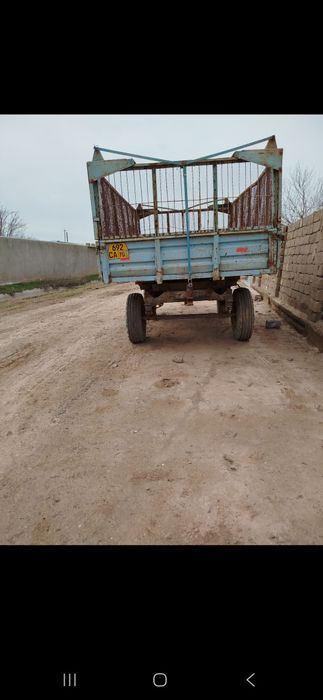 T28 traktor zo'r, naxadu xolatda.