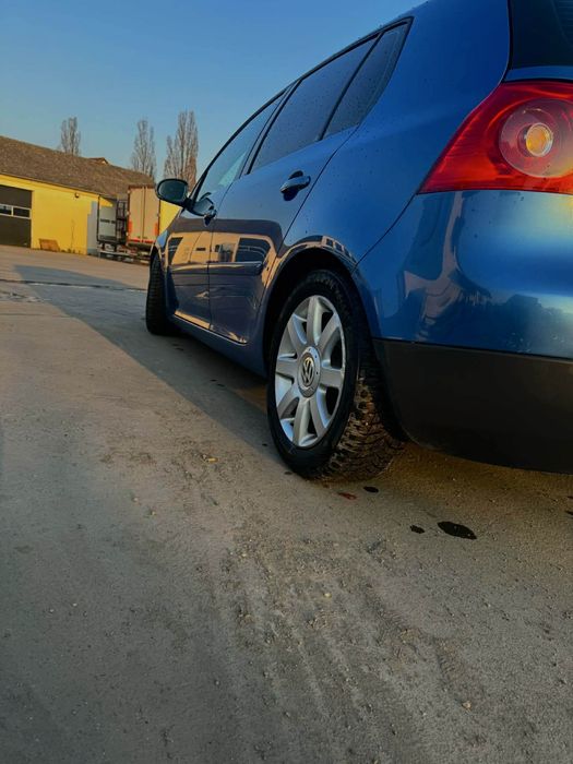 Golf 5 1.9 TDI.