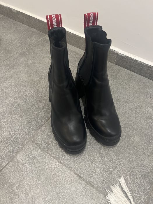 Обувки на Dsquared