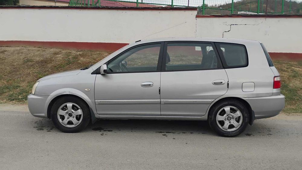 Kia Carens de vânzare