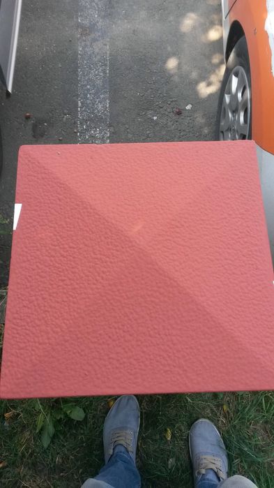 Acoperis horn cos fum