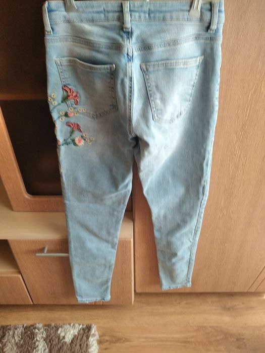 Продаю женские вещи