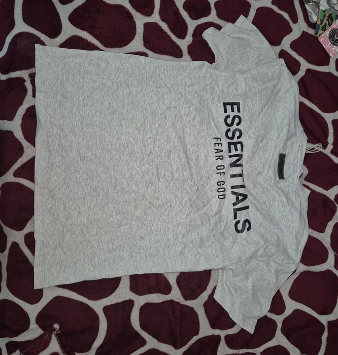 Tricou essencials