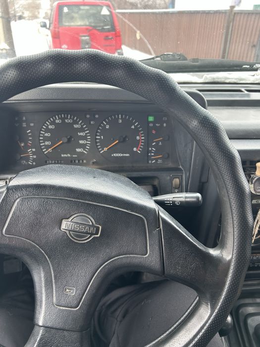 Нисан патрол У 60