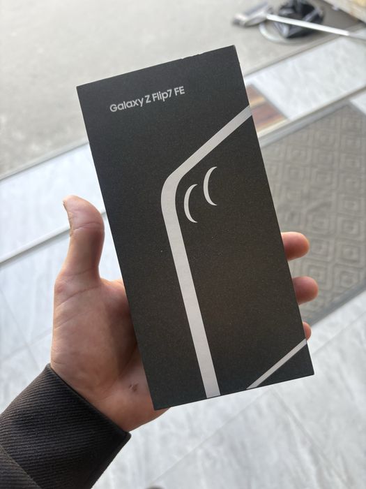 Samsung Galaxy Z Flip7 Fe