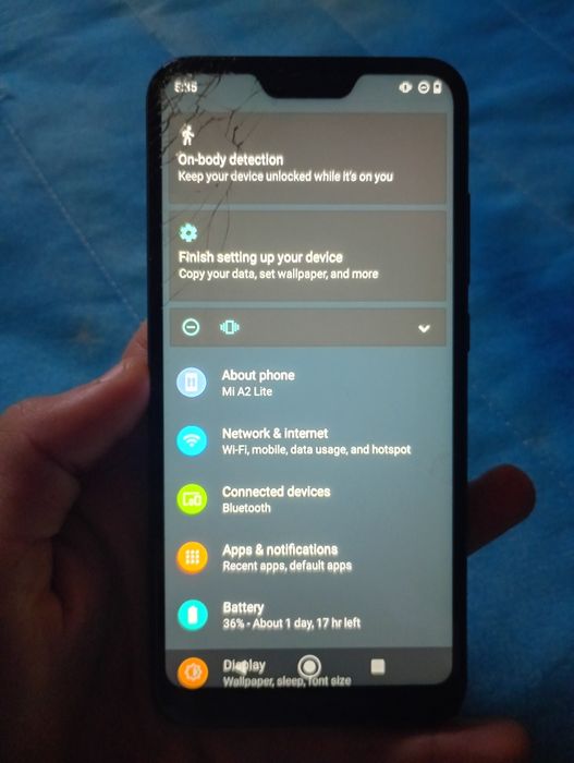 Vând telefon MI A2 Lite
