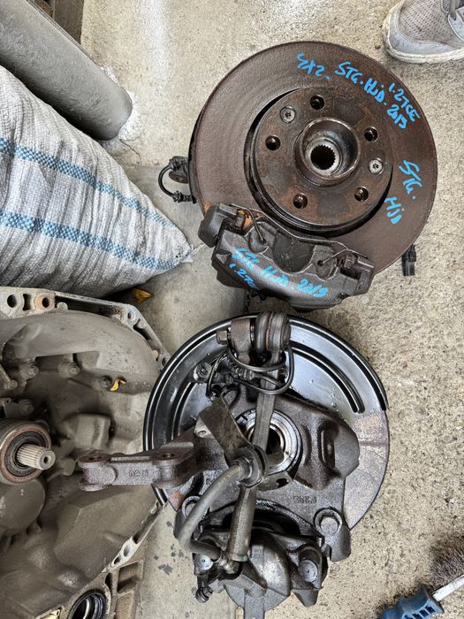 Vand portfuzete fata Dacia Duster 1.2 tce 4*2/4*4-2018/2022