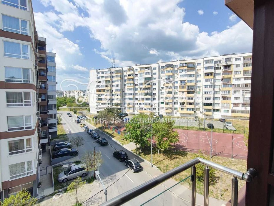 Продава се Тристаен апартамент в Варна, Кайсиева градина - 73 кв.м за 1917 €/кв.м - Снимка #15