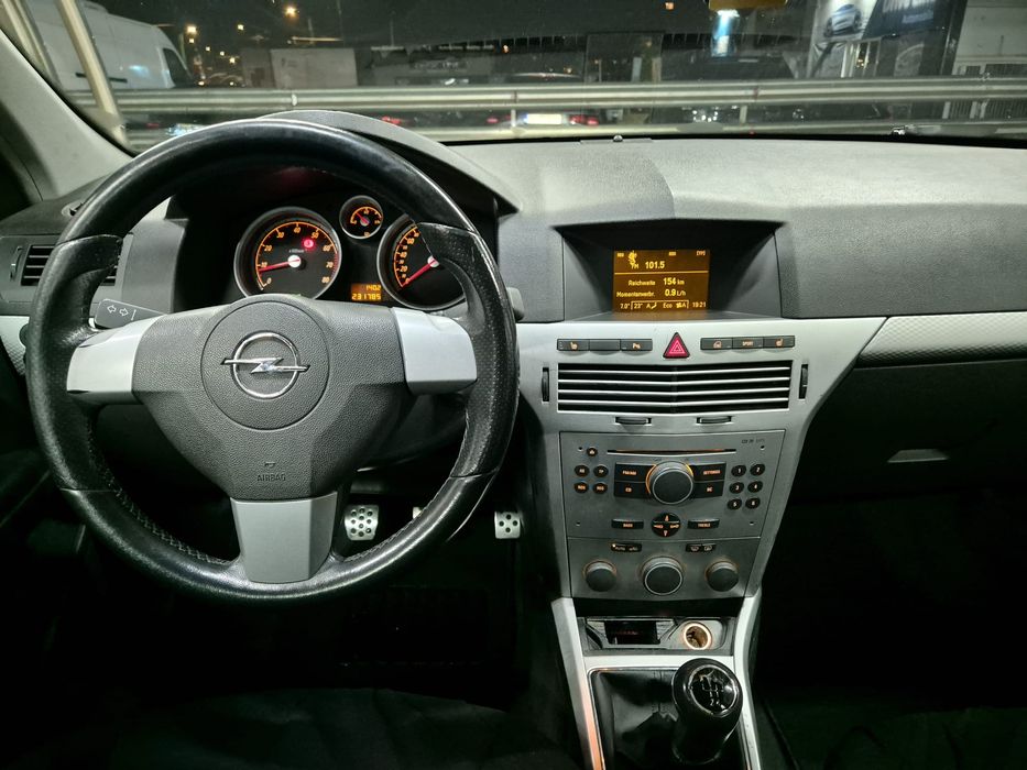OPEL Astra 2004 — imagine 3