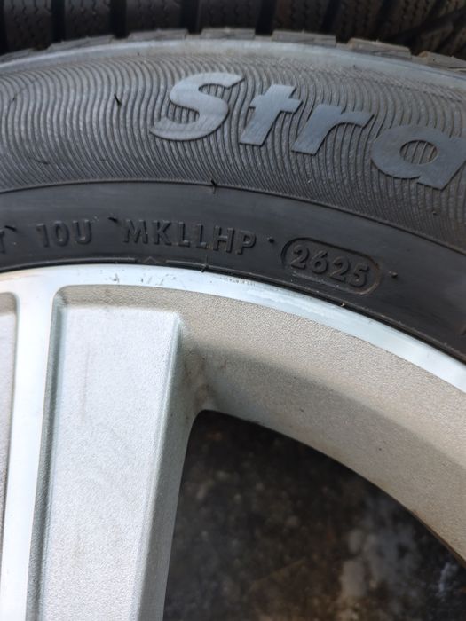 Джанти 16ки 5х100 за Субару със зимни гуми 215/65/16