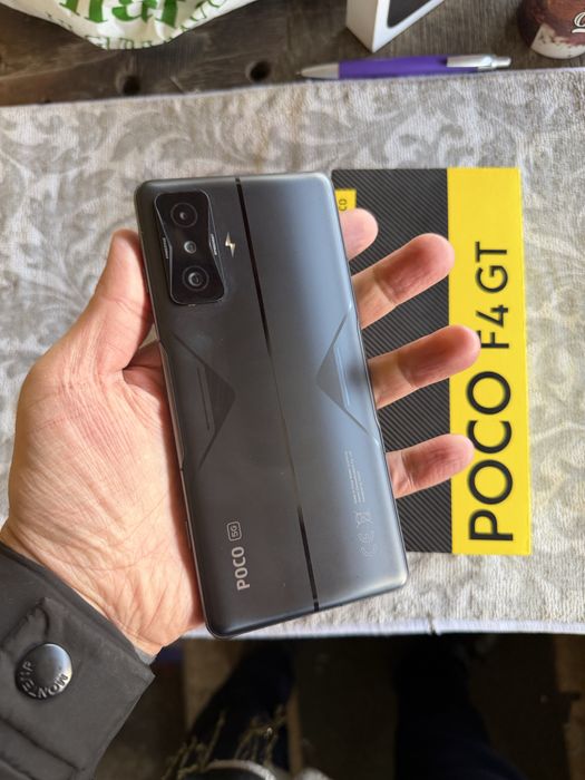 poco f4 GT pamit 12.256g holati ideal karopka dak bor oqip tel qlila