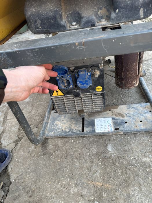 Inchiriez generator 4 kw