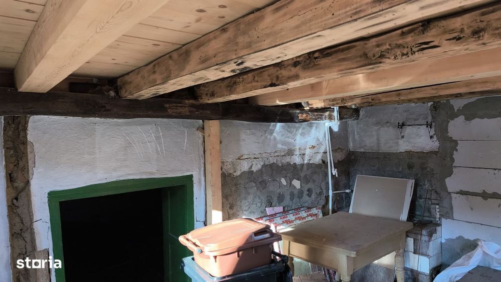 De vanzare 2 case intr-o curte in Silea NirajuluI