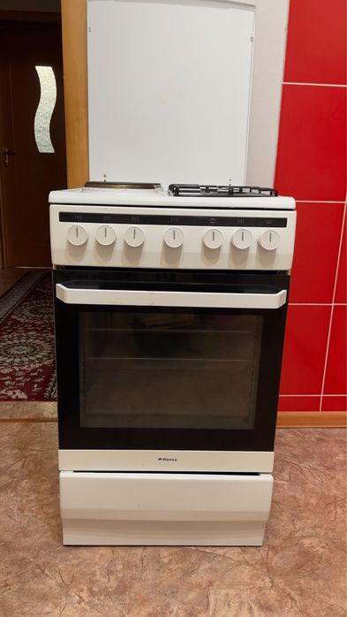 Продам электрическую плиту