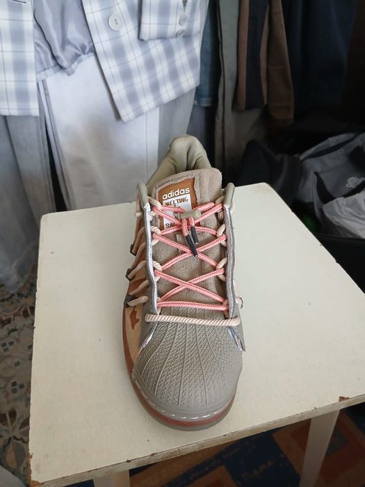 Продам Кроссовки Adidas original