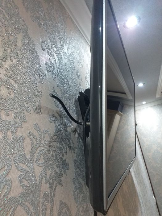 Продаётся телевизор