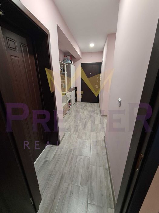 Продава се Тристаен апартамент в Варна, Победа - 82 кв.м за 2275 €/кв.м - Снимка #3