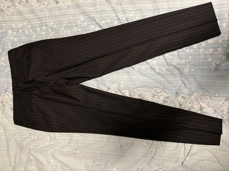 Vand Costum Negru Duffy