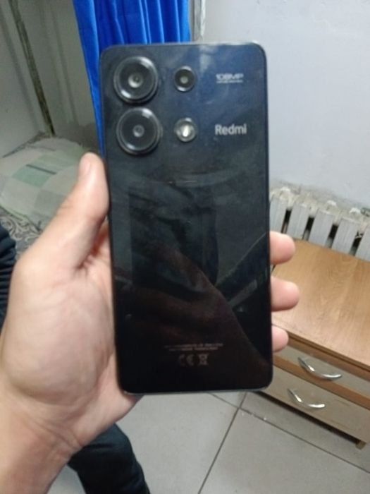 Redmi note 13 почти новый срочна ақша  керек