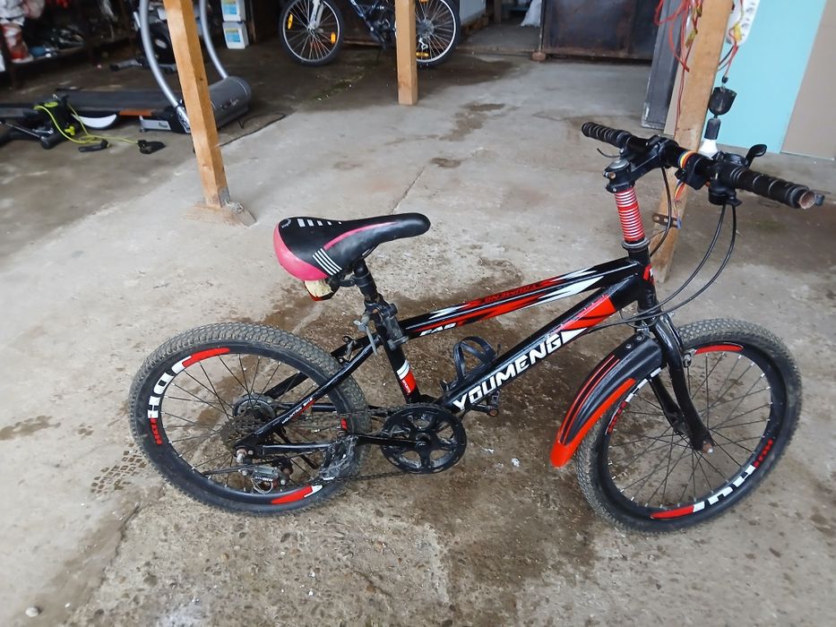 Biciclete de vanzare
