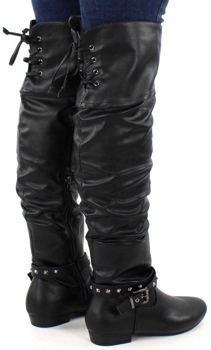 Vând sau schimb cizme 38