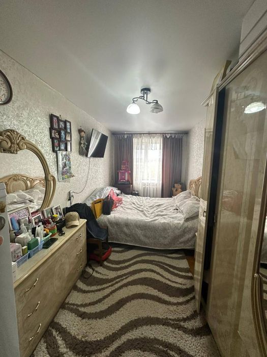 Продам 2 комнатную квартиру
